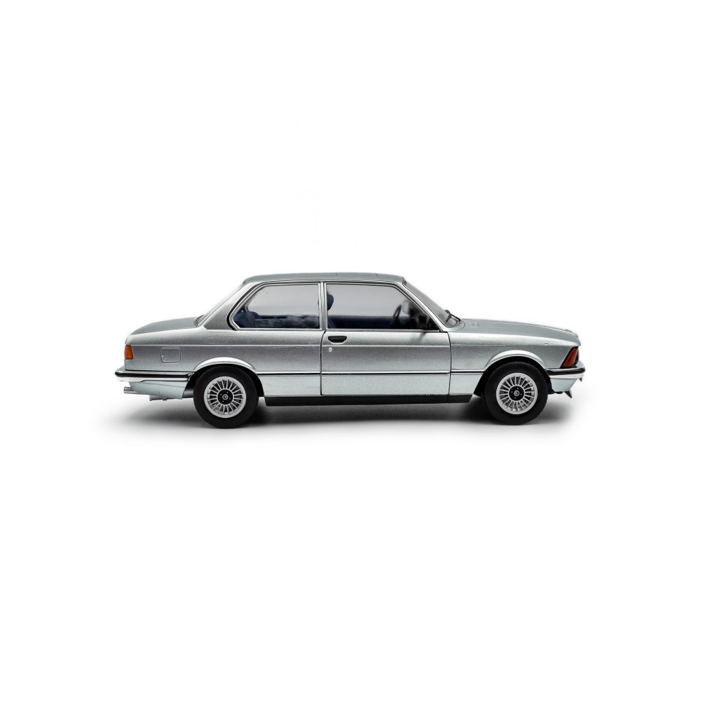 Метална кола BMW E21 323i / БМВ, 1980, Solido, мащаб 1:18, сапфирено-син цвят