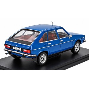 Колекционерски метален модел Dacia 2000 / Дачия, 1981, EDICOLA, 1:24, син